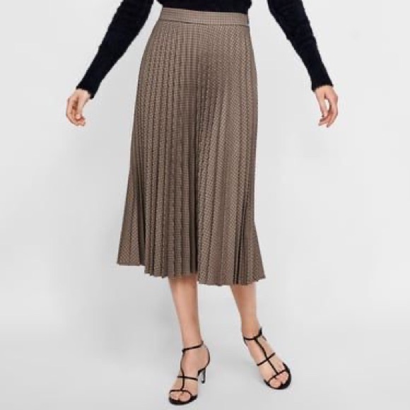 Zara MIDI Pleated Check Skirt Sz: L - Picture 9 of 9